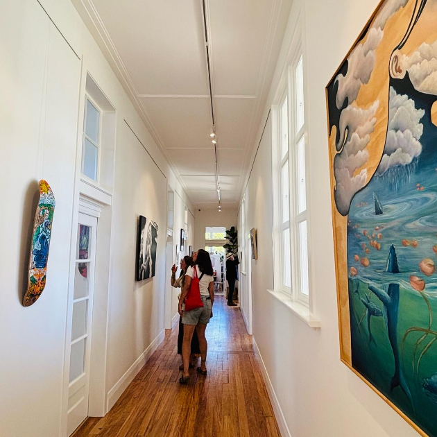 Listing gallery image