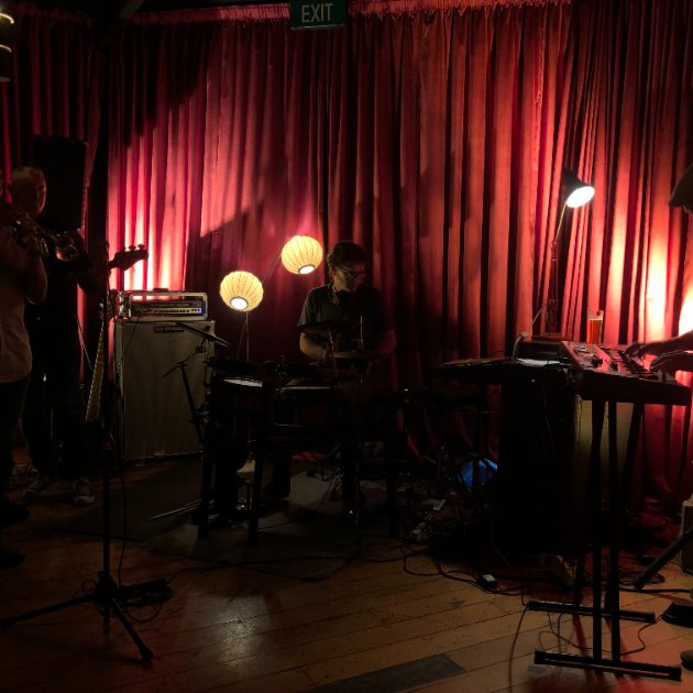 Listing gallery image